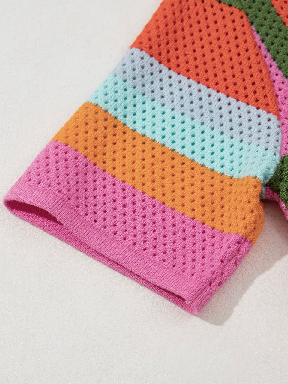 Color Block Vented
Casual Sweater
