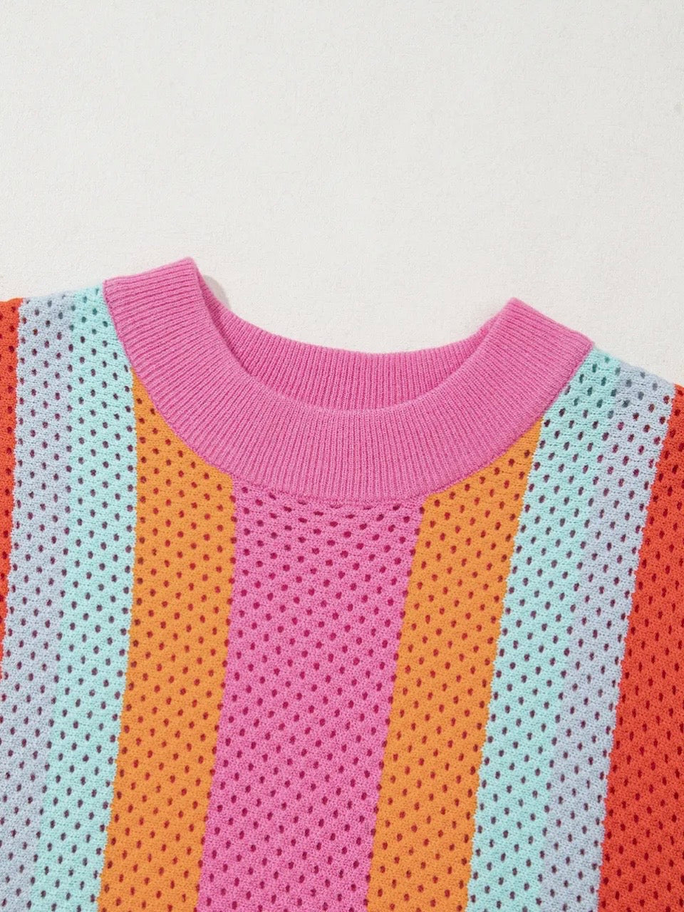 Color Block Vented
Casual Sweater