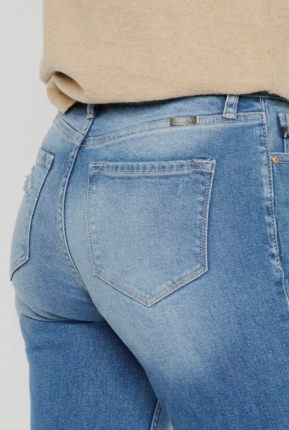 Kan Can High Rise Slim Straight Jeans