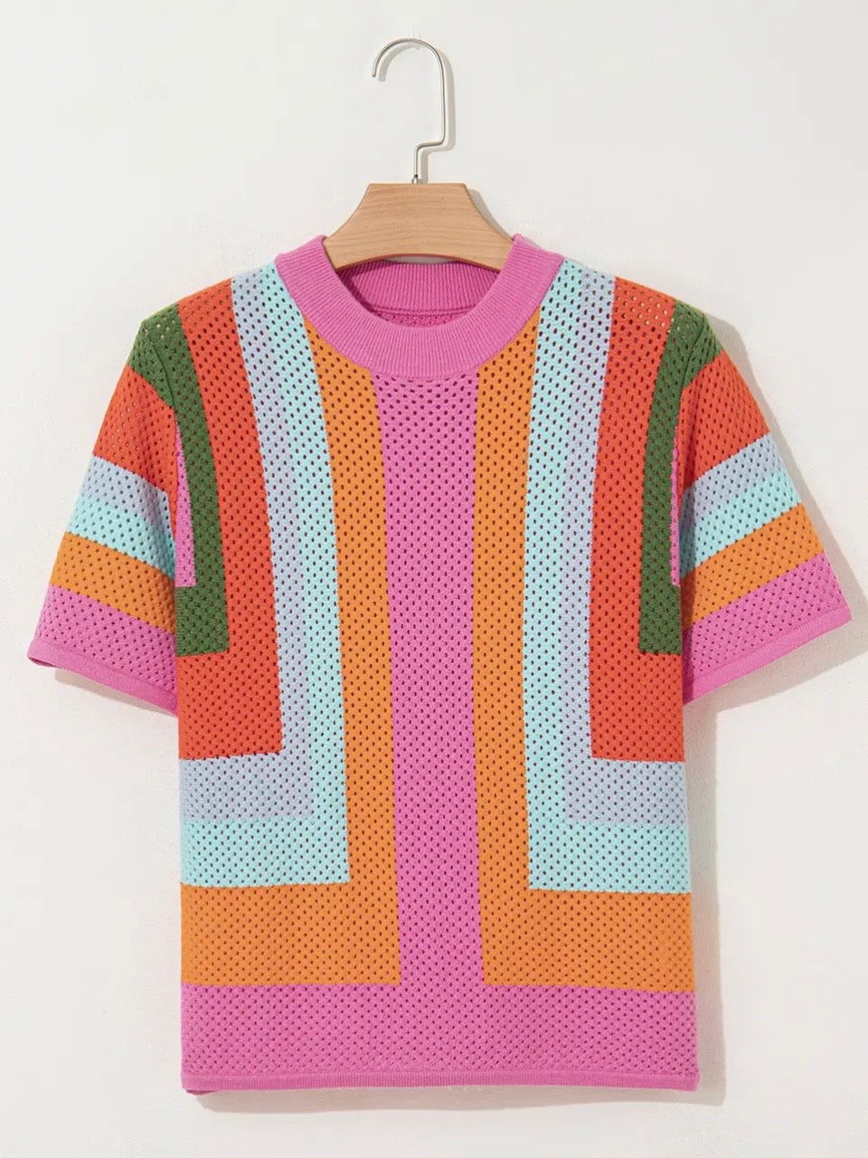 Color Block Vented
Casual Sweater