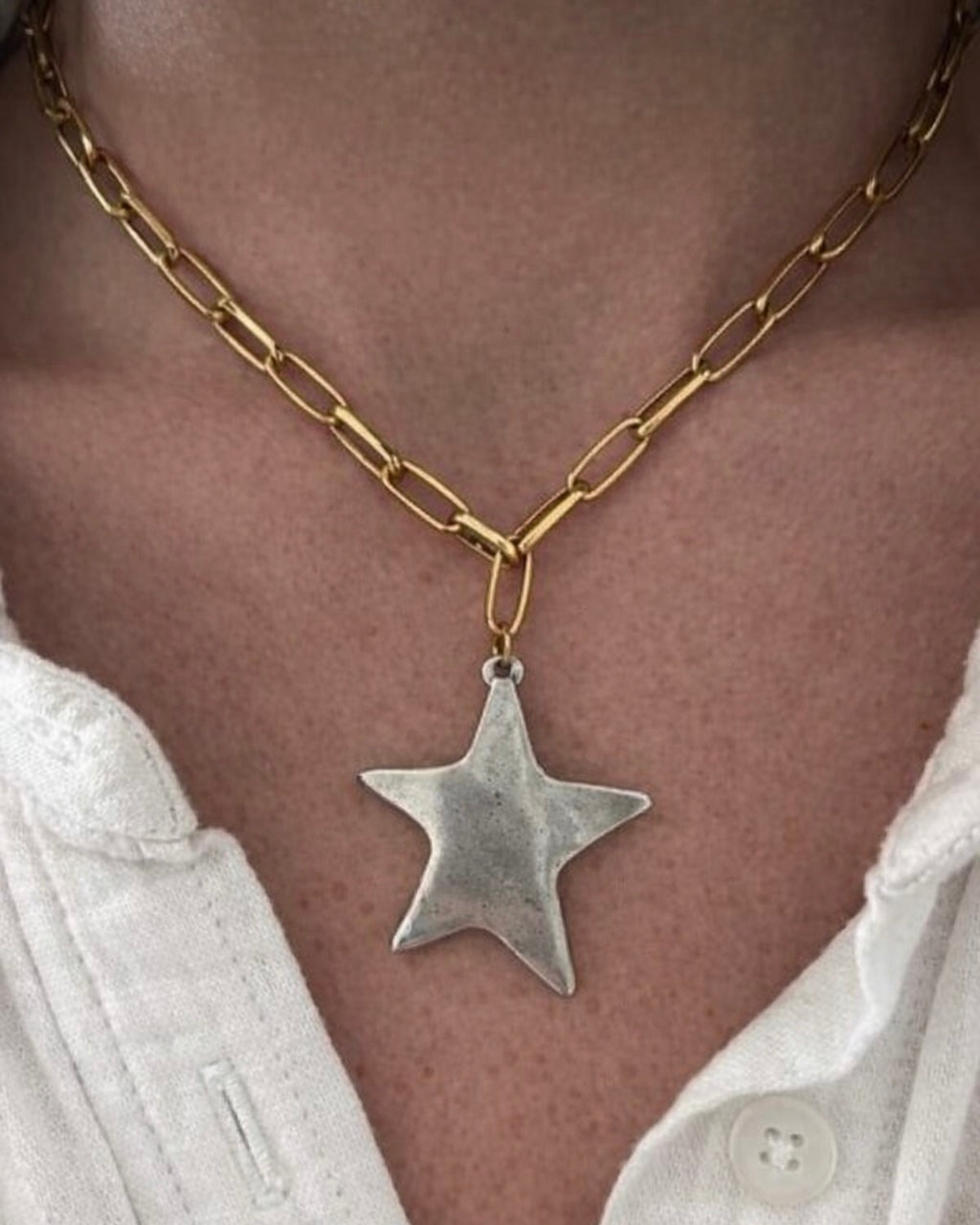 Star Pendant Chain Necklace
