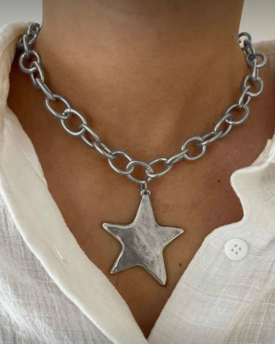 Star Pendant Chain Necklace